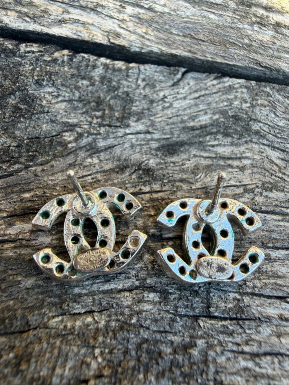 CHANEL Vintage Crystal Double C Stud Earrings - Clear Crystal and Silver Tone - Picture 4 of 10